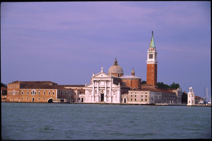Italy(Venezia)---C0001
