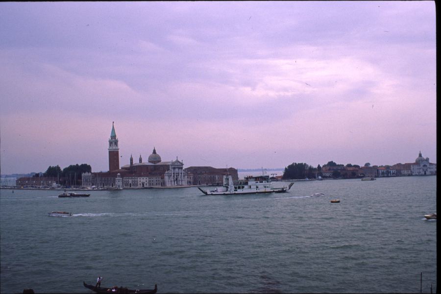 Italy(Venezia)---C0016